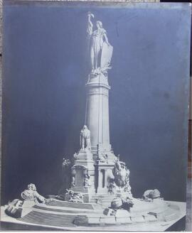 [Monumento ao Marquês de Pombal, modelo, escultor Alves de Sousa, Ano 1914]